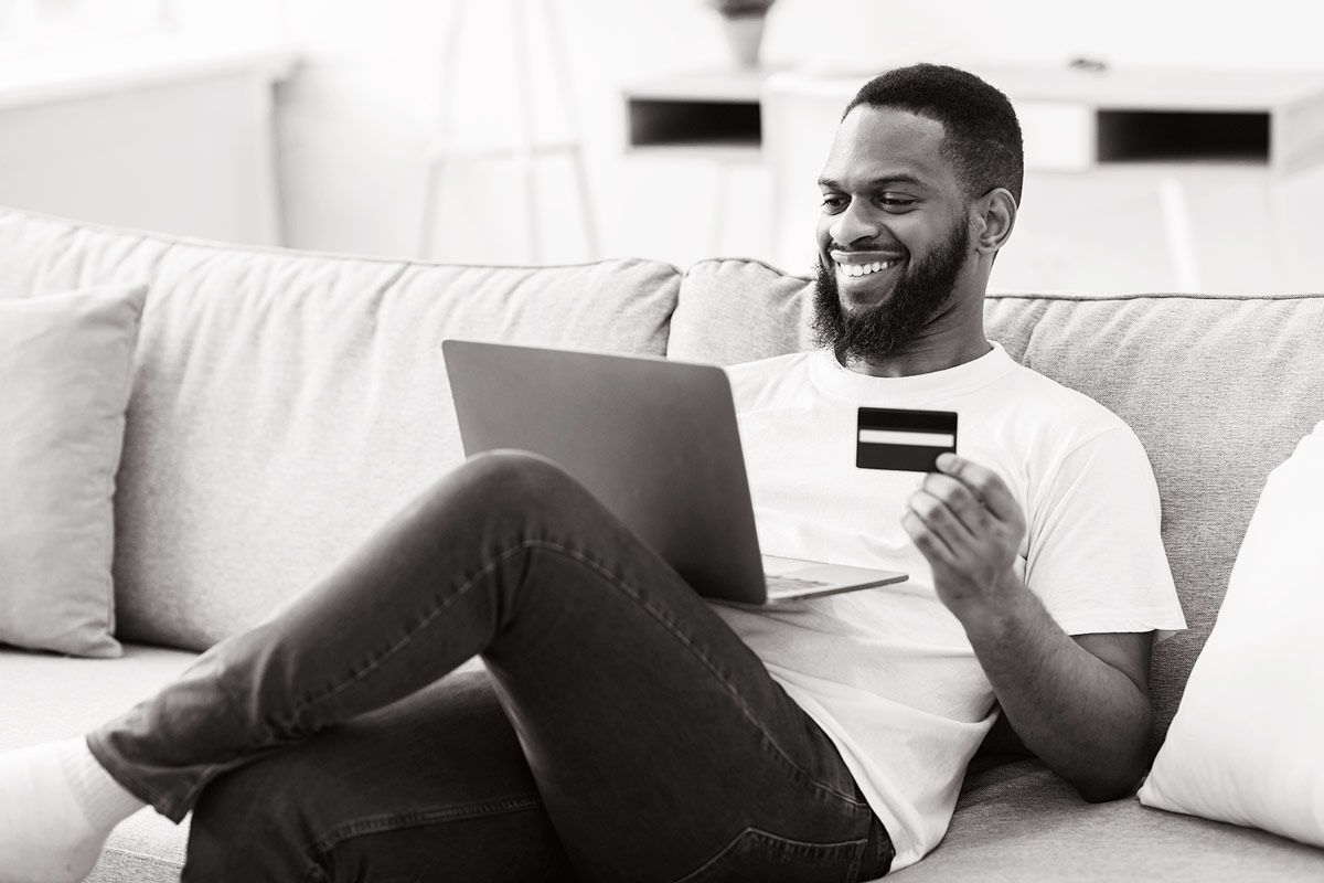 Retail Digital Accounts - online shopper