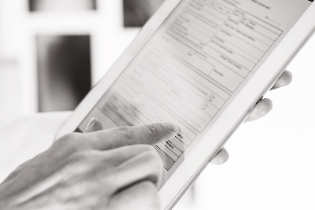 Retail Digital Accounts - online shopper